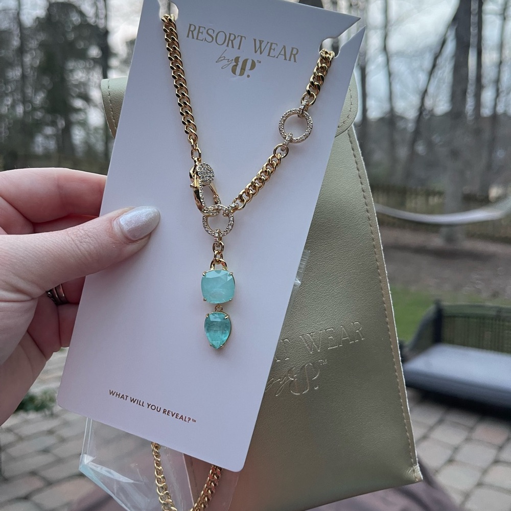 NWT RESORT WEAR MARINA NECKLACE 🩵